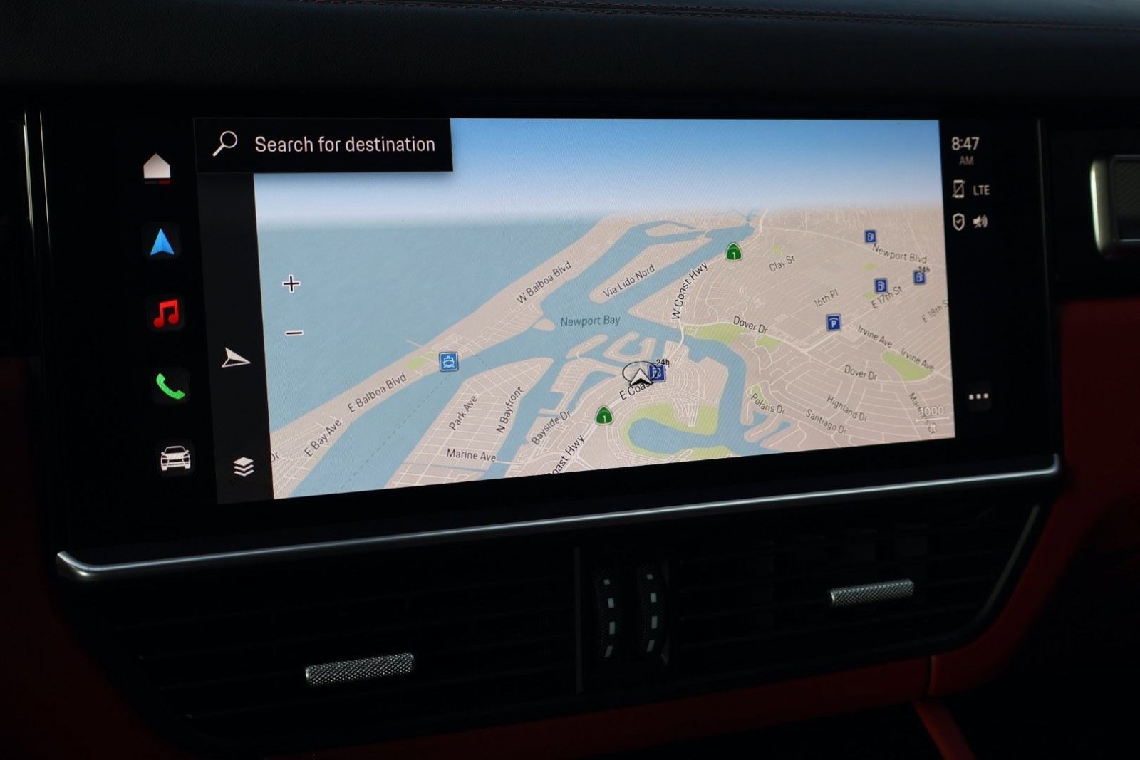 Certified 2023 Porsche Cayenne Platinum Edition image 18