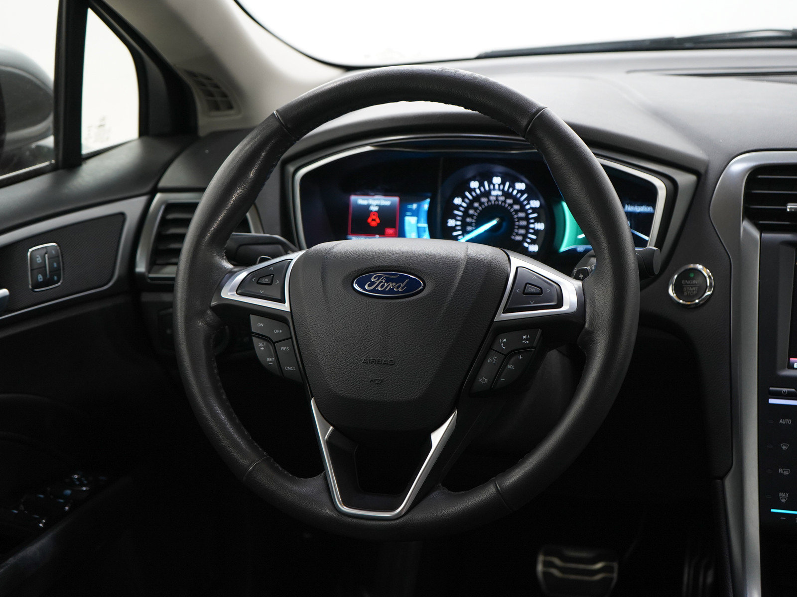 Used 2014 Ford Fusion Titanium FWD image 14