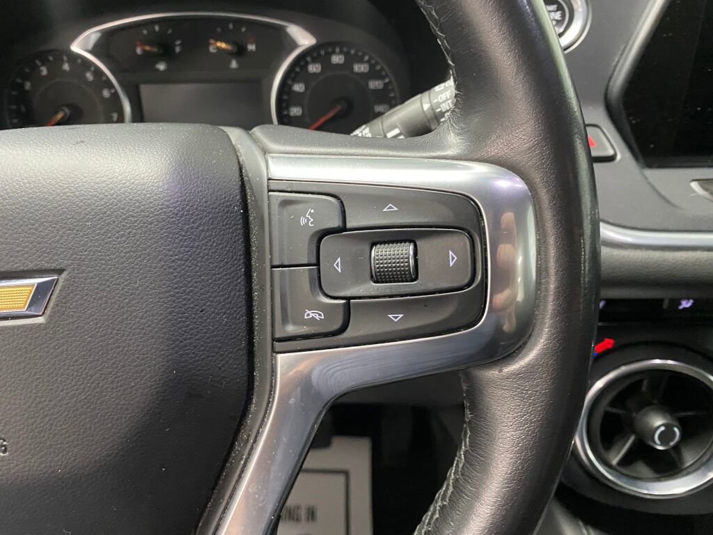 Used 2020 Chevrolet Blazer LT image 13