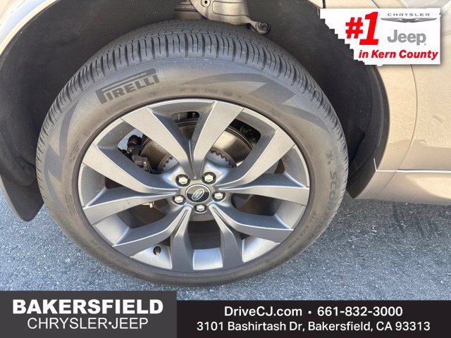 Used 2022 Land Rover Discovery Sport SE R-Dynamic AWD/4WD image 29