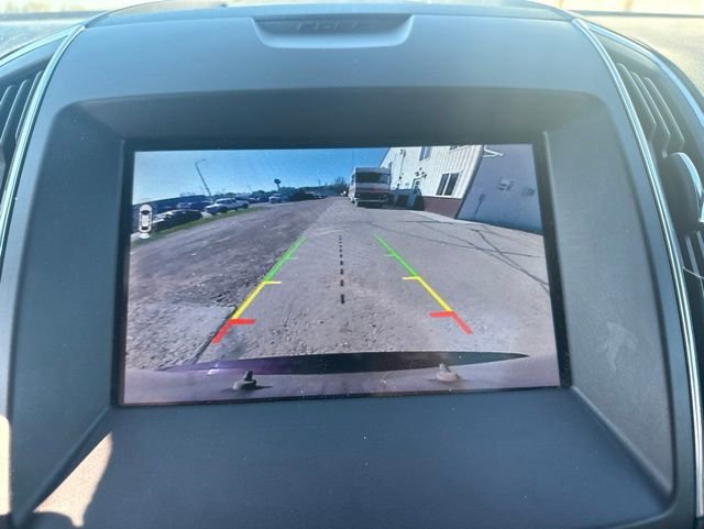 Used 2020 Ford Edge Titanium w/ Equipment Group 301A AWD/4WD image 20