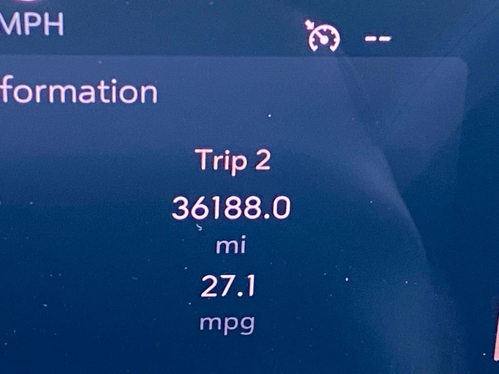 Used 2024 Buick Encore GX Avenir w/ Avenir Convenience Package image 15