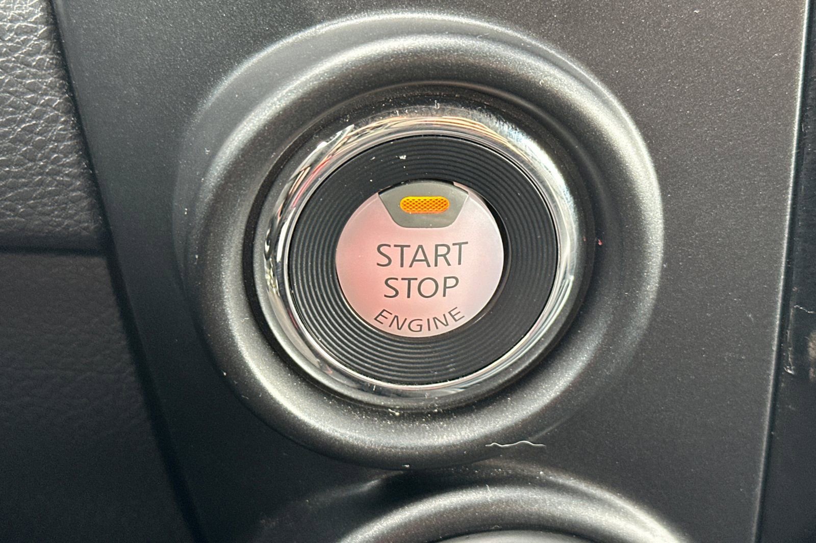 Certified 2024 Nissan Titan PRO-4X w/ Off Road Protection Package image 35