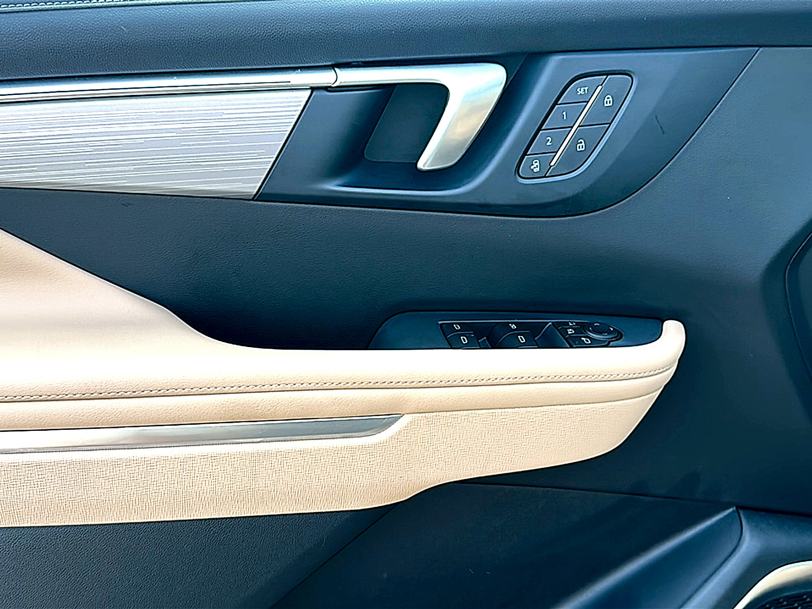 New 2026 Buick Enclave Preferred w/ Power Package image 13