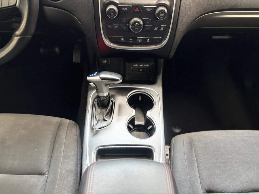 Used 2019 Dodge Durango SXT AWD/4WD image 23