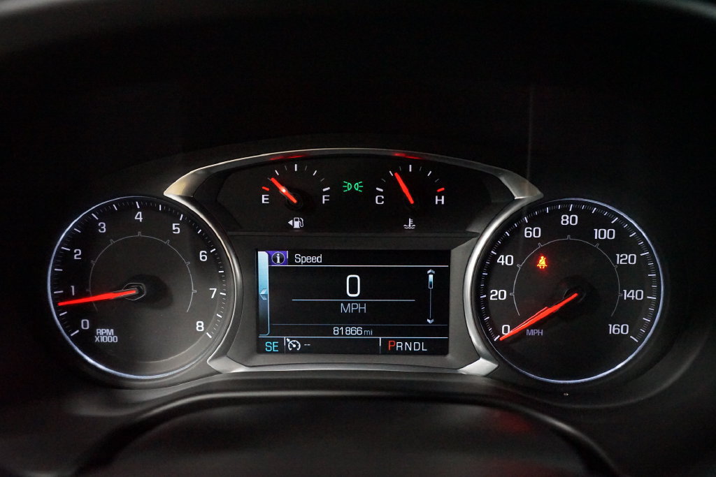 Used 2019 GMC Acadia SLT w/ LPO, Cargo Package FWD image 16