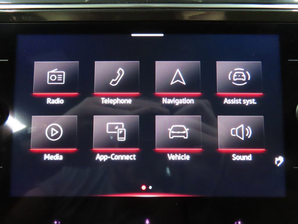 Used 2023 Volkswagen Tiguan SE R-Line image 22