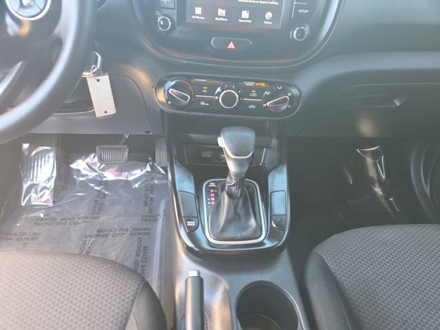 Used 2020 Kia Soul LX image 11
