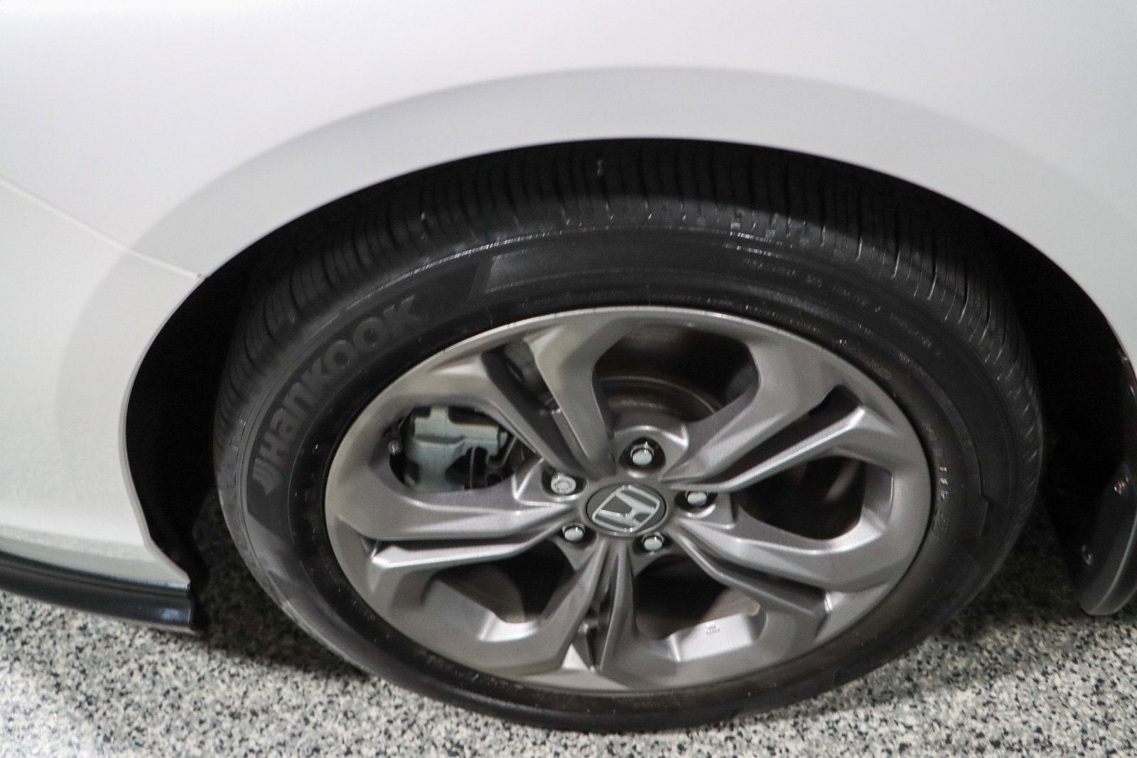 Used 2023 Honda Accord EX-L image 11