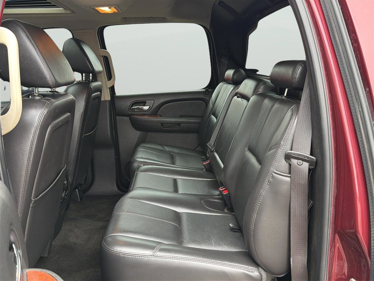 Used 2008 Chevrolet Avalanche LT w/ LT Preferred Equipment Group image 16