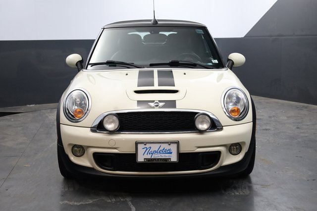 Used 2015 MINI Cooper S image 3