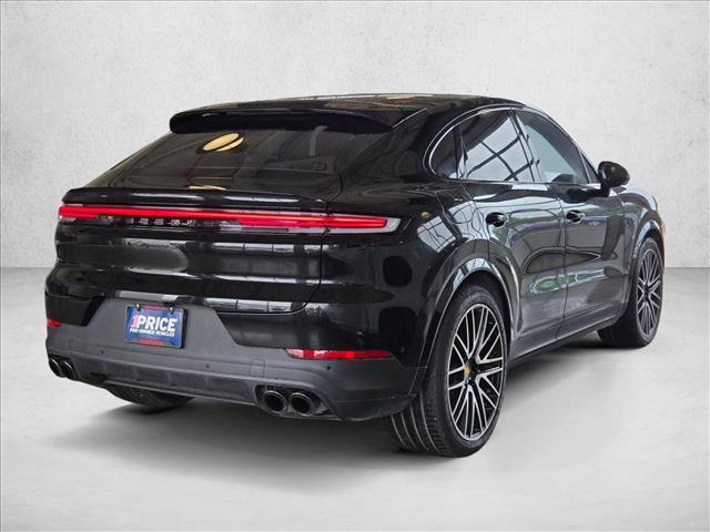 Used 2024 Porsche Cayenne S AWD/4WD image 5