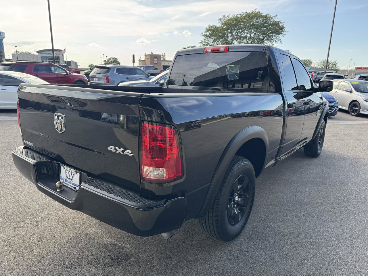 Used 2018 RAM 1500 ST AWD/4WD image 8