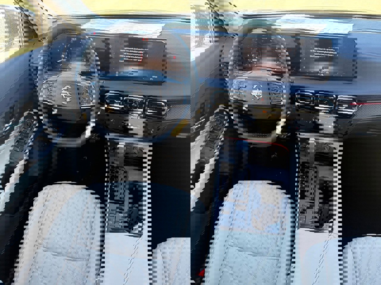 New 2026 Nissan Sentra SL w/ Floor Mat Package image 10