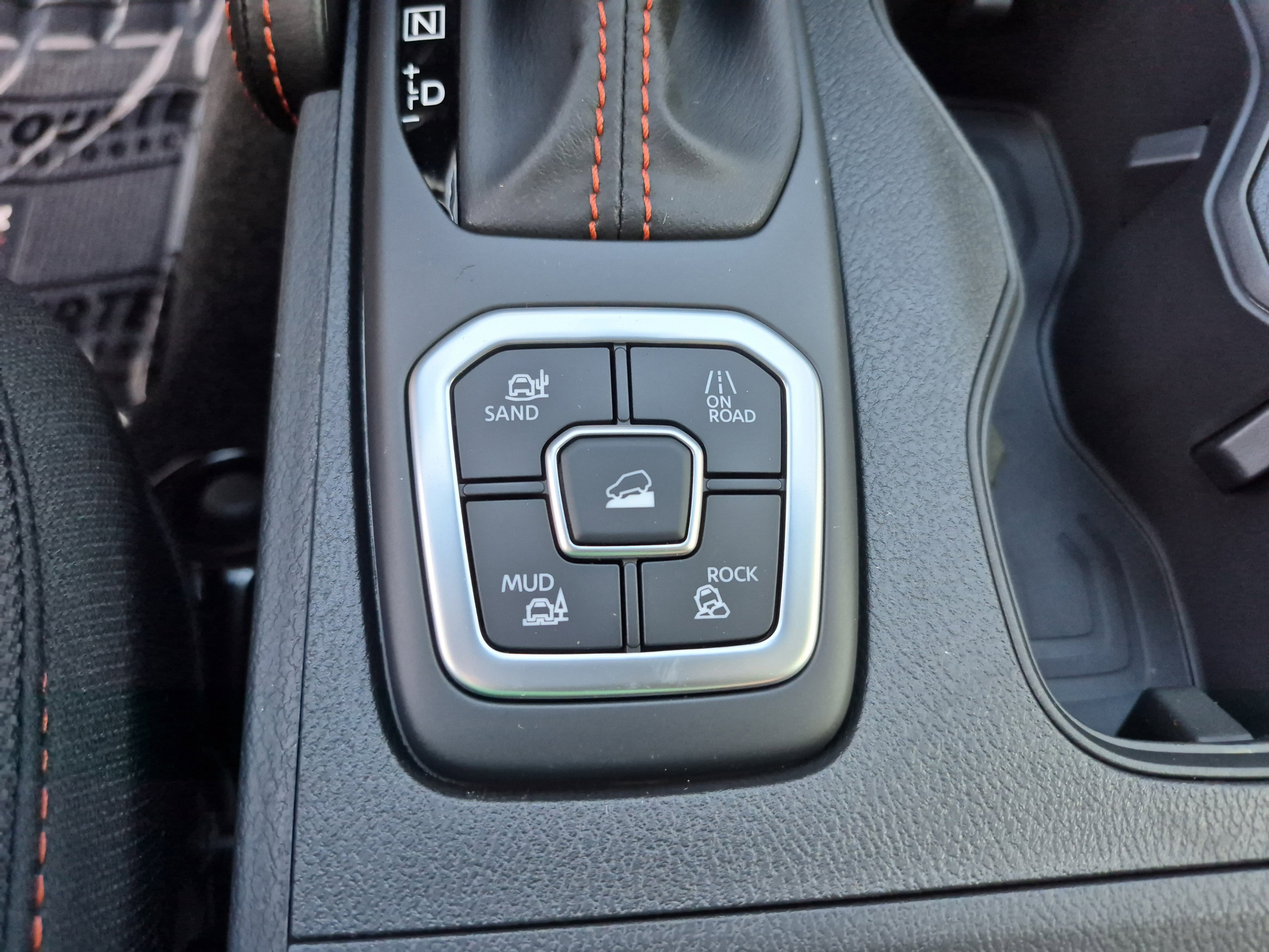 New 2026 Nissan Frontier PRO-4X w/ Pro-4x Convenience Package AWD/4WD image 29