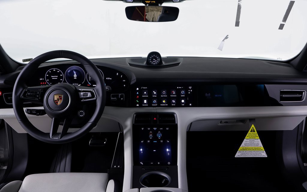 New 2025 Porsche Taycan 4S image 9