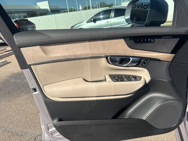 New 2026 Volvo XC90 B5 Plus image 12