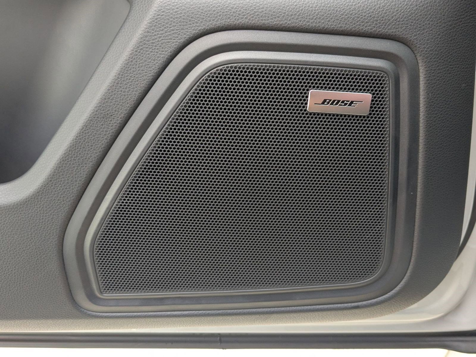 New 2026 Porsche Macan image 14