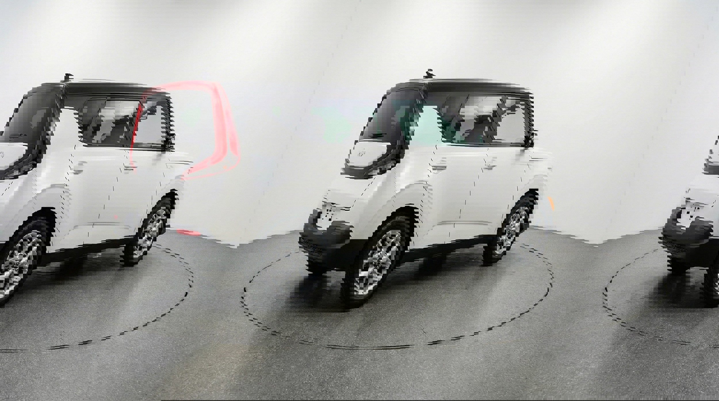 Used 2025 Kia Soul LX w/ LX Technology Package image 7