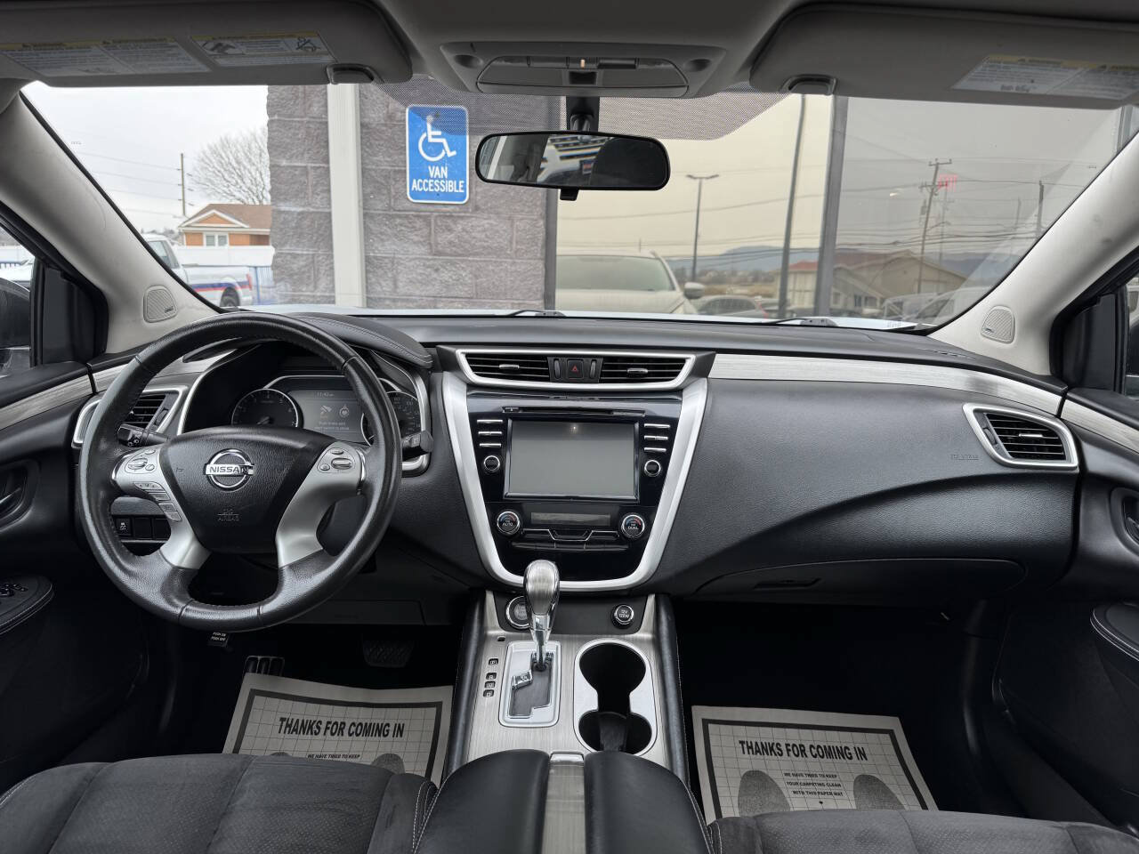 Used 2017 Nissan Murano SV w/ Premium Package image 7
