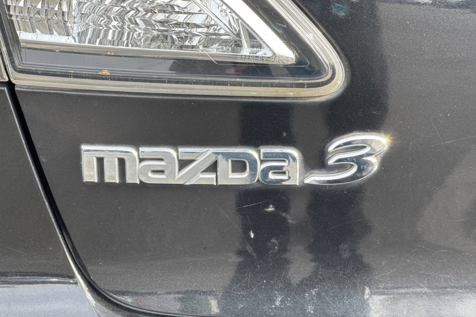 Used 2013 MAZDA MAZDA3 i SV image 23