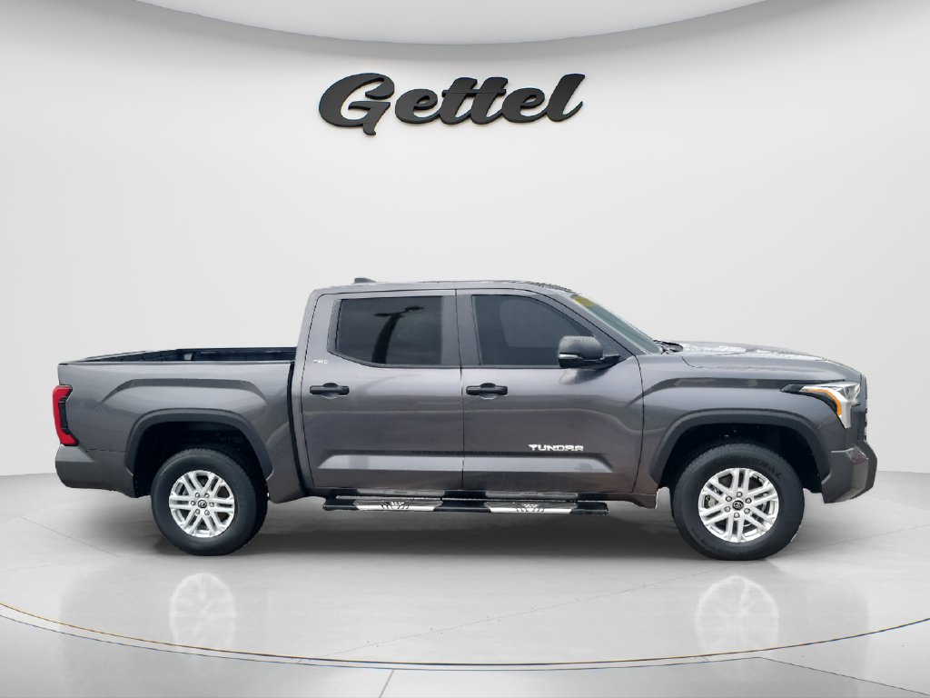 Used 2024 Toyota Tundra SR5 w/ SR5 Convenience Package AWD/4WD image 4