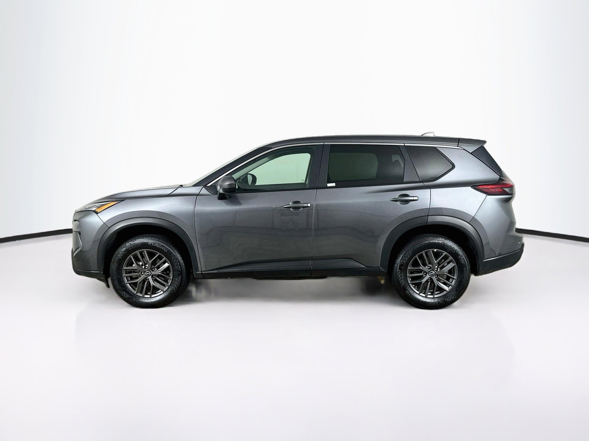 Used 2026 Nissan Rogue SV AWD/4WD image 4