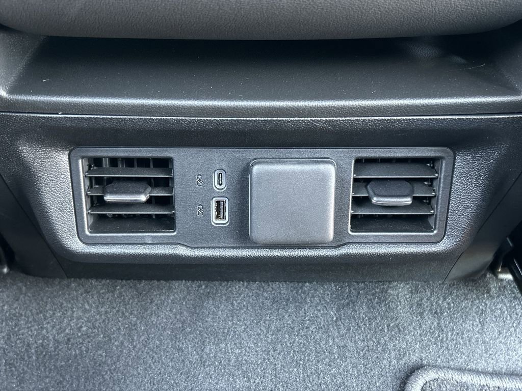 Used 2025 GMC Sierra 1500 SLT image 21