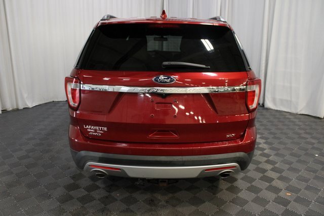 Used 2016 Ford Explorer XLT w/ Equipment Group 202A image 5