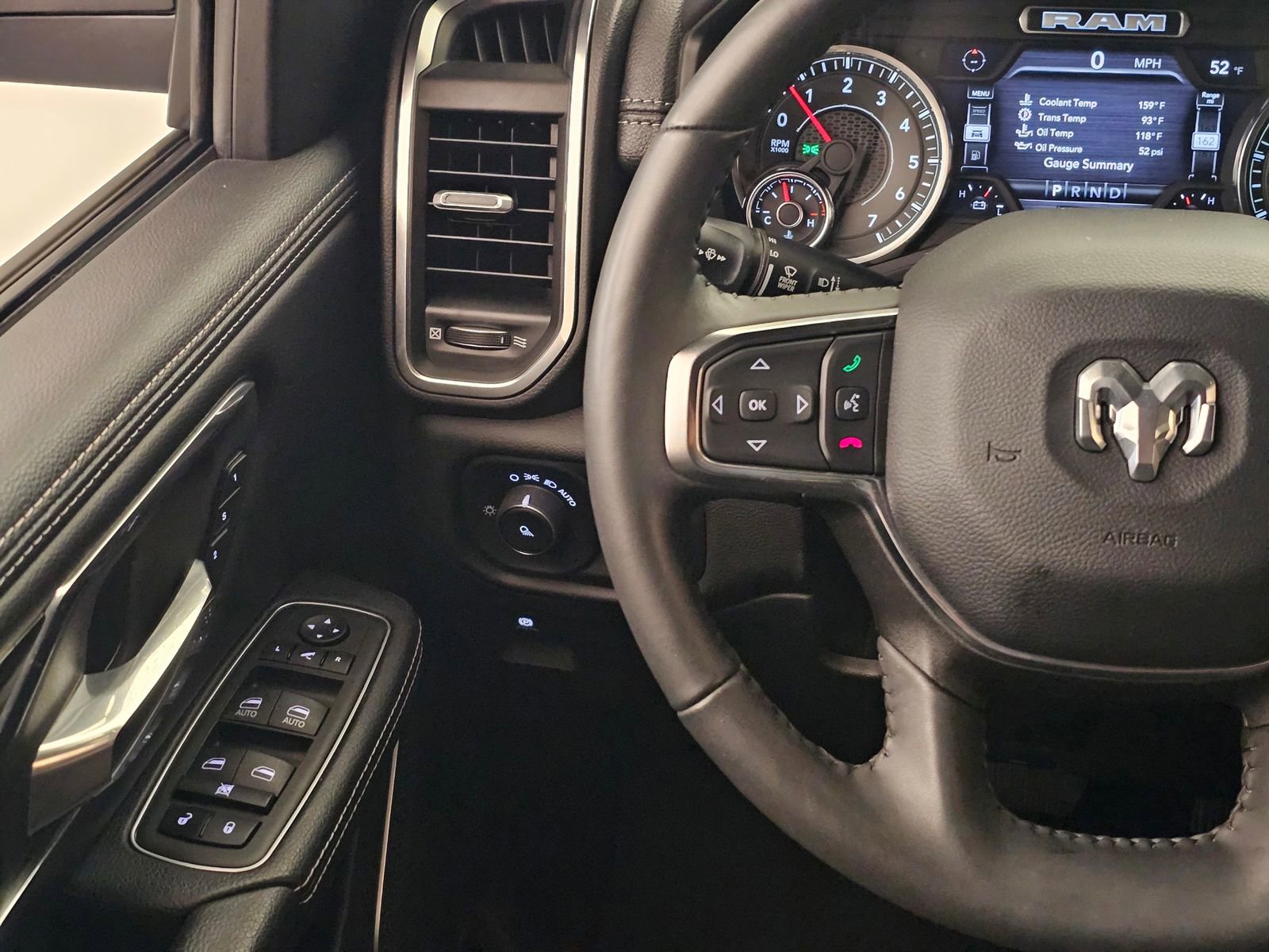 Used 2024 RAM 1500 Laramie image 18