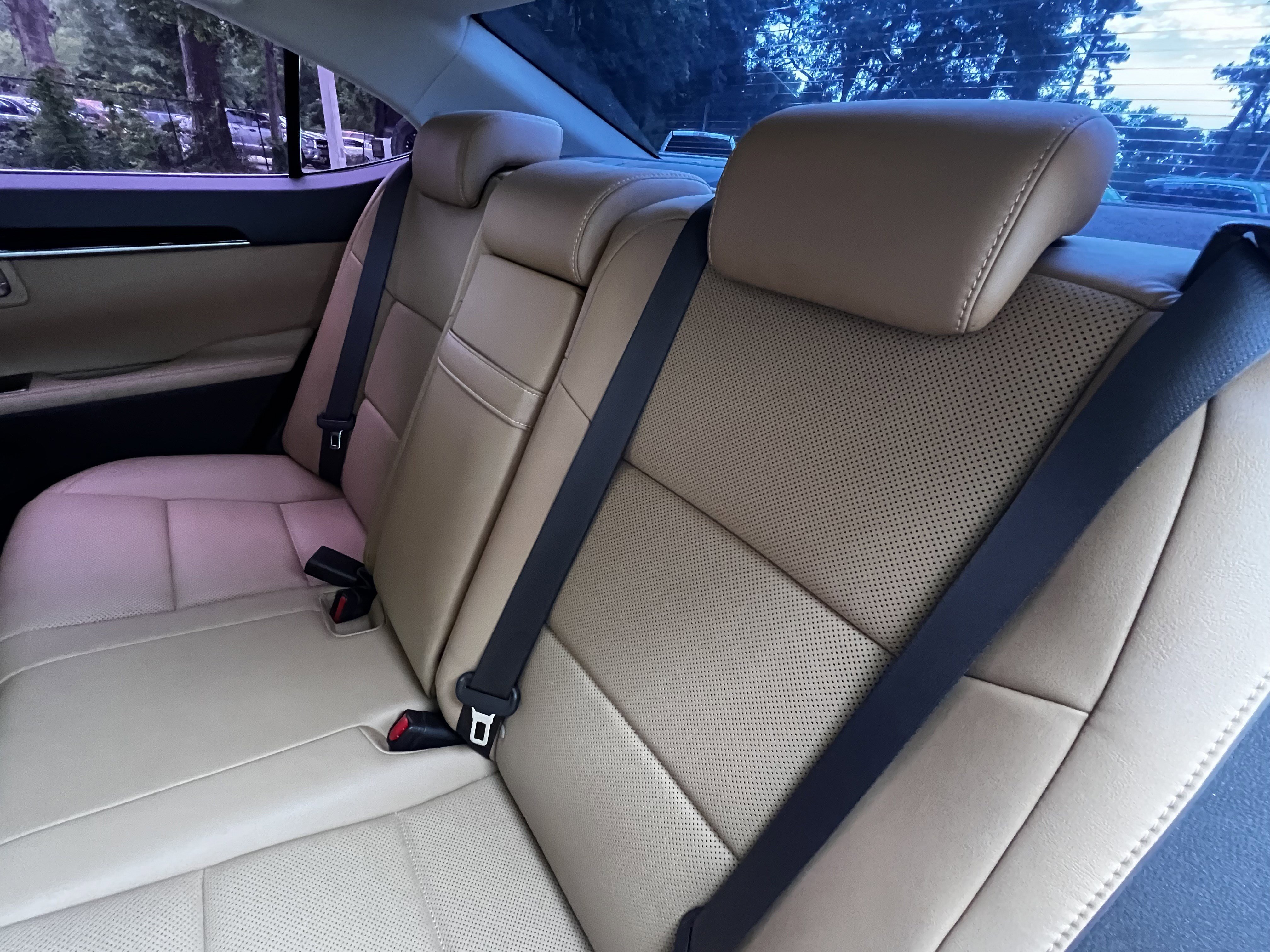 Used 2016 Lexus ES 350 w/ Accessory Package FWD image 33