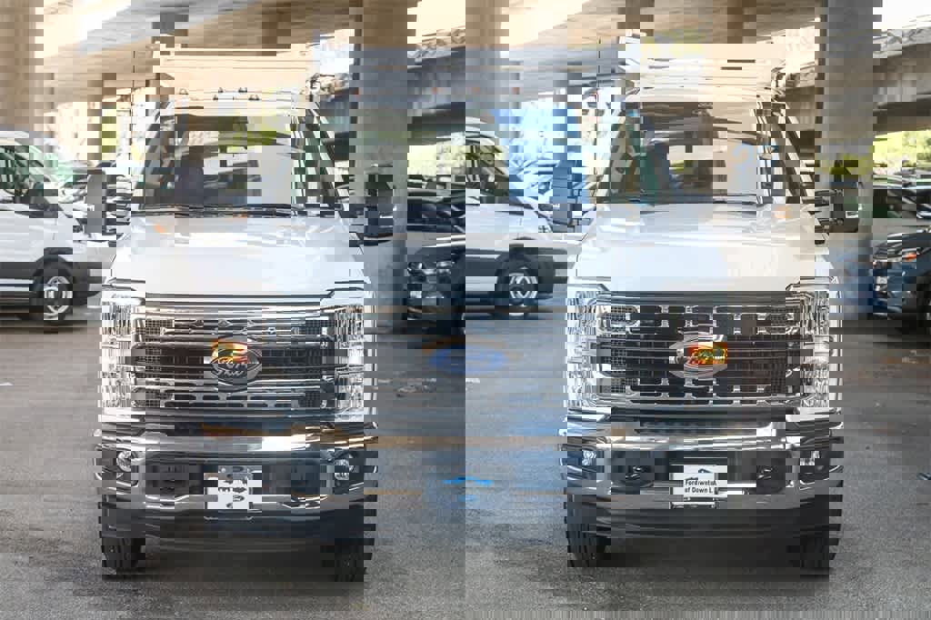 New 2026 Ford F350 XL w/ XL Chrome Package image 2
