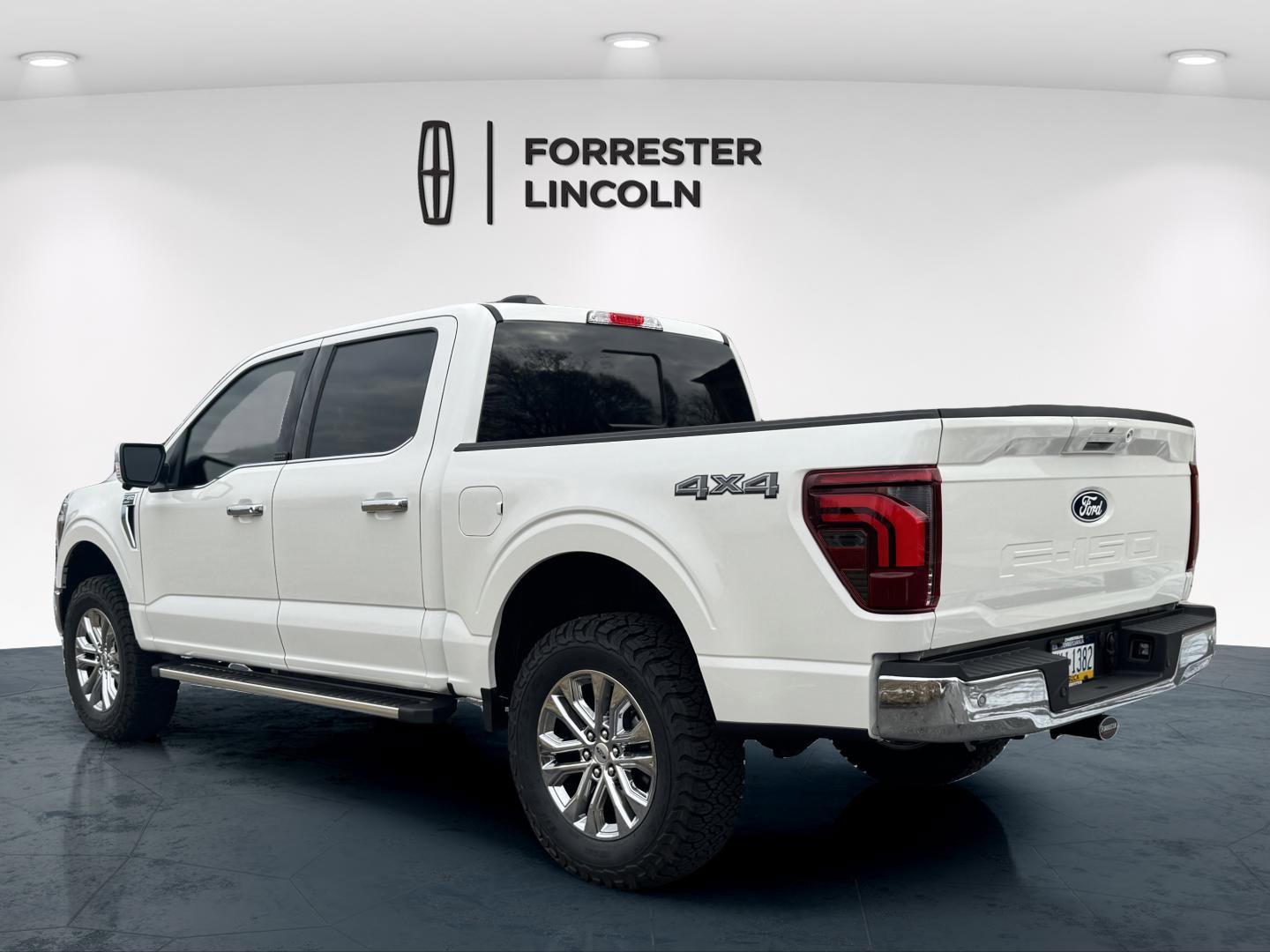 Used 2025 Ford F150 Lariat w/ Equipment Group 501A Mid image 44