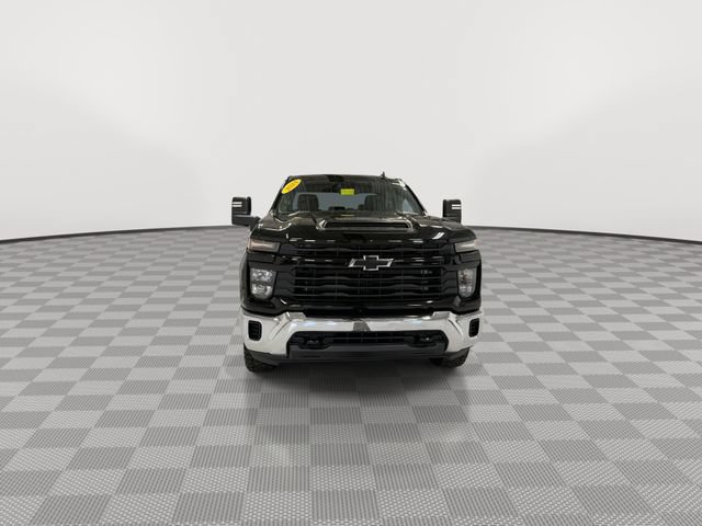 Certified 2024 Chevrolet Silverado 3500 W/T w/ WT Convenience Package AWD/4WD image 3