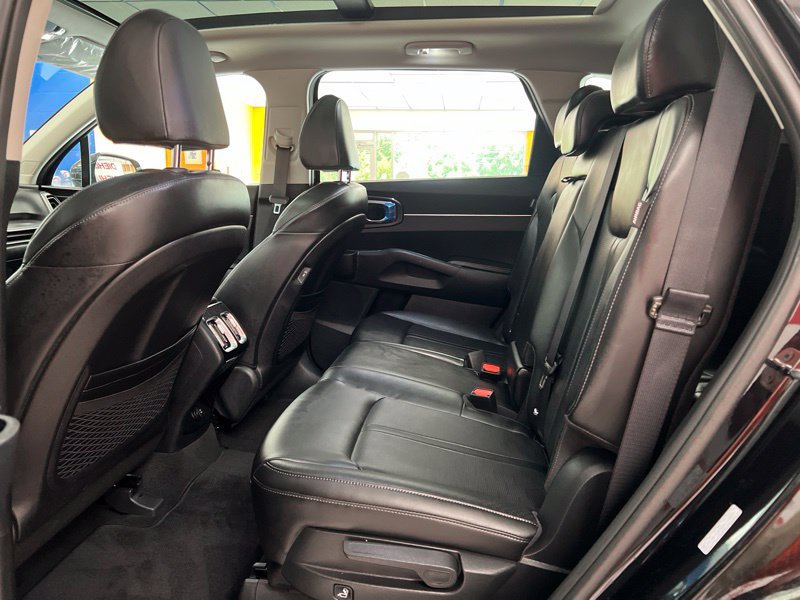 New 2026 Kia Sorento S w/ S Panoramic Sunroof Package FWD image 16