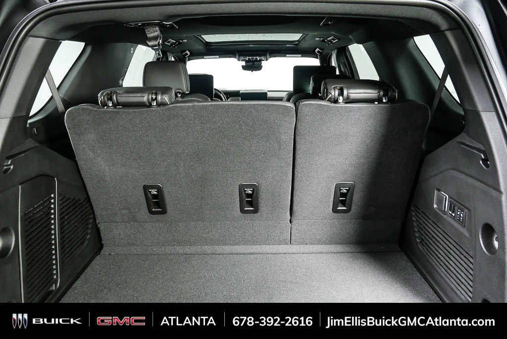 New 2026 GMC Yukon Elevation w/ Elevation Premium Package image 32