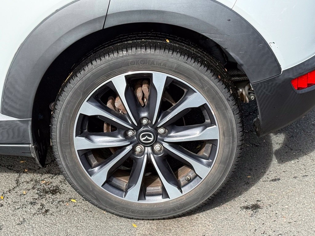 Used 2019 MAZDA CX-3 Touring w/ Touring I-ACTIVSENSE Package AWD/4WD image 9