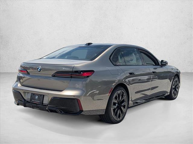 New 2026 BMW 740i RWD image 2