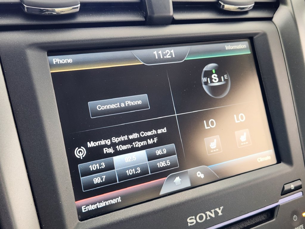 Used 2015 Ford Fusion Titanium FWD image 21