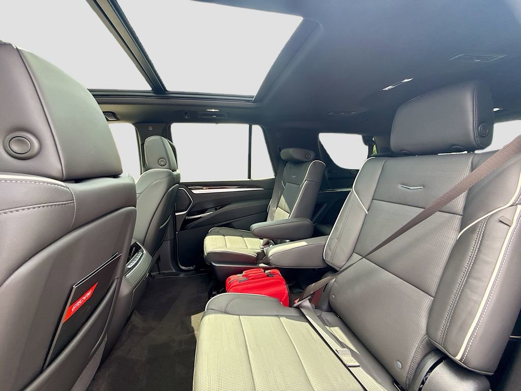 New 2025 Cadillac Escalade Premium Luxury image 26