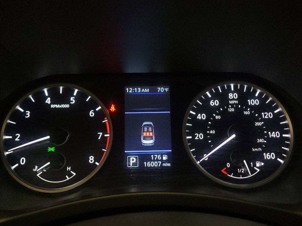 Used 2025 Nissan Sentra S FWD image 23