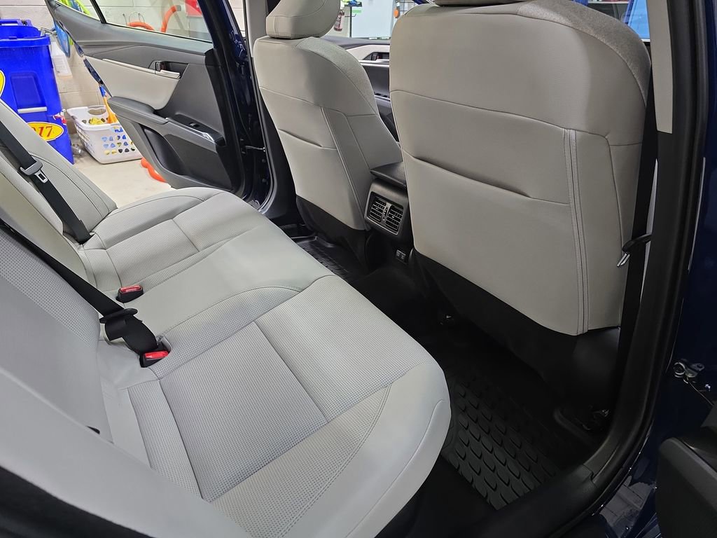 Used 2025 Toyota Camry XLE w/ Premium Plus Package image 13