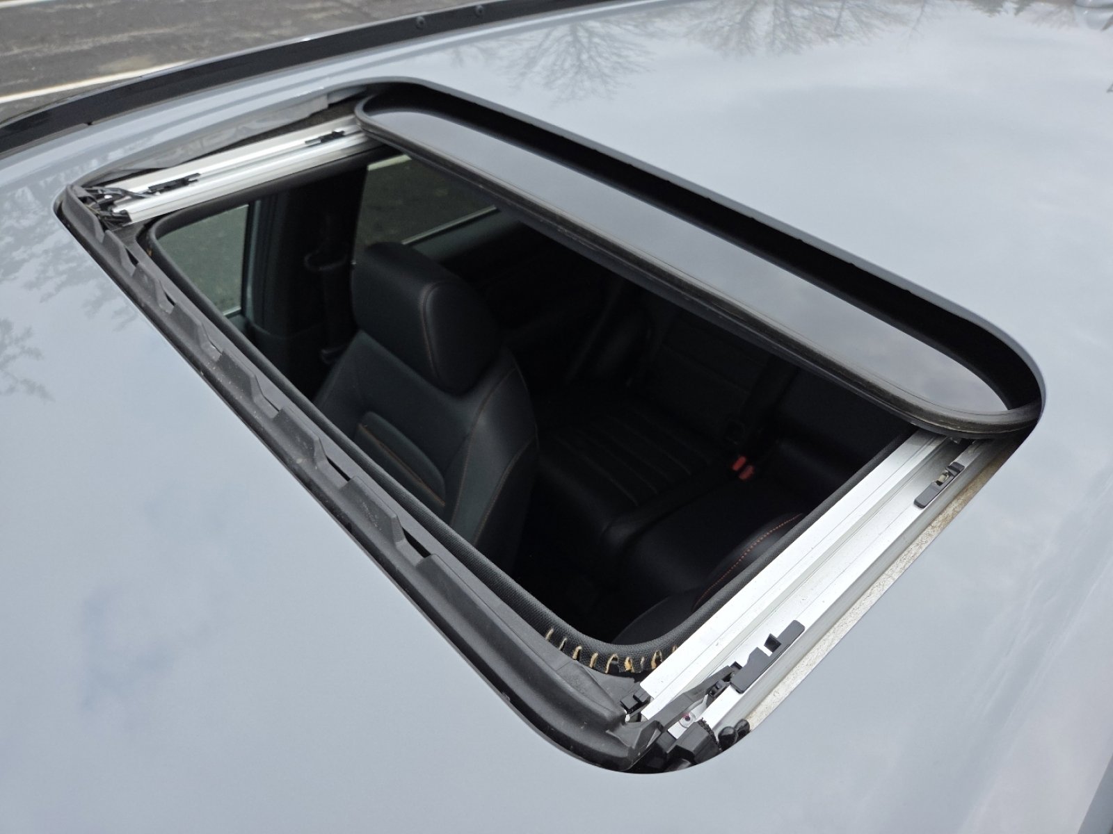 Certified 2024 Honda CR-V Sport-L image 4