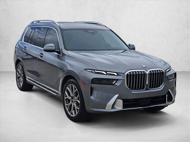 Used 2023 BMW X7 xDrive40i w/ Premium Package AWD/4WD image 3