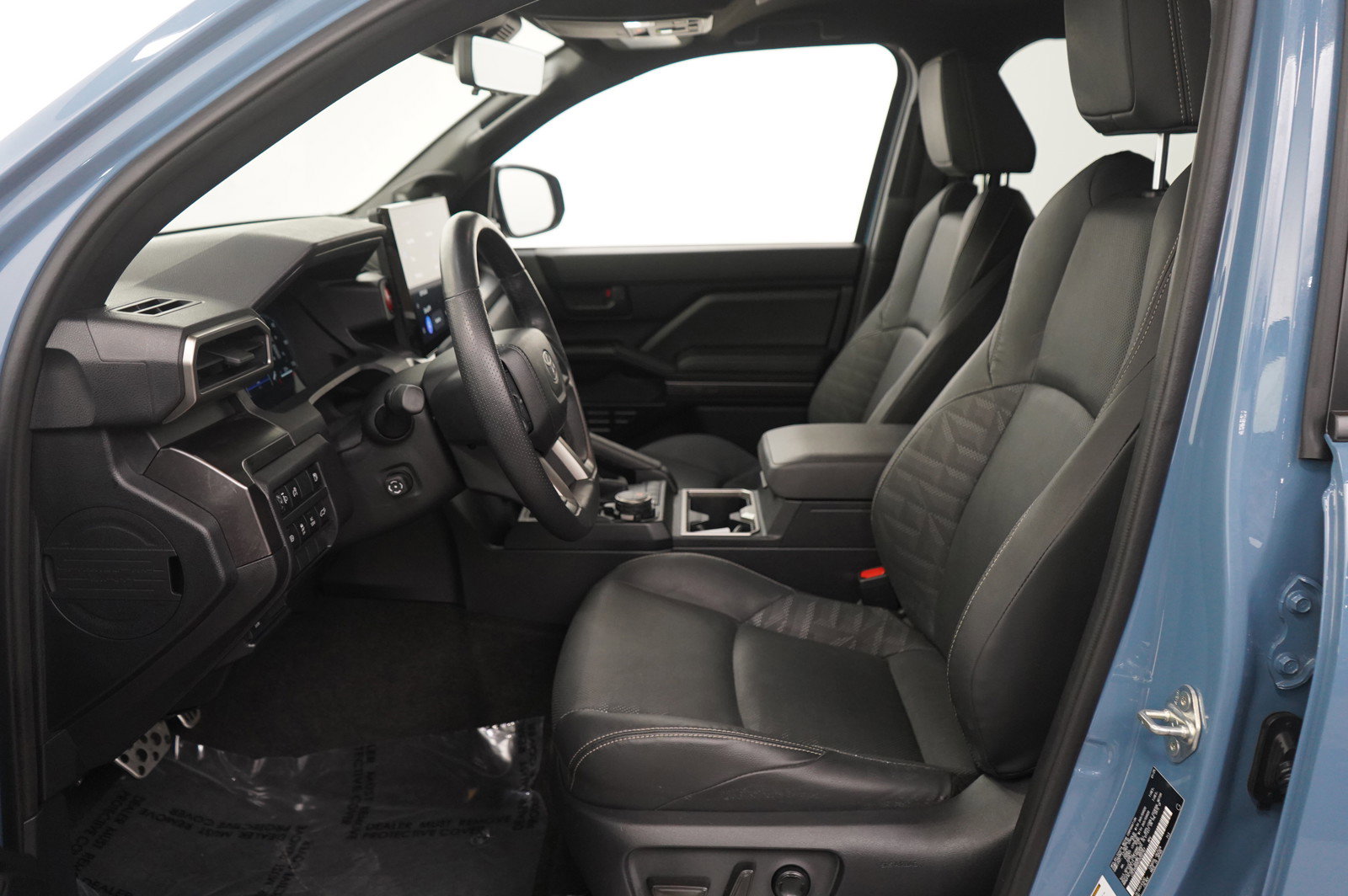 Used 2025 Toyota 4Runner TRD Sport Premium w/ Tow Technology Package image 17