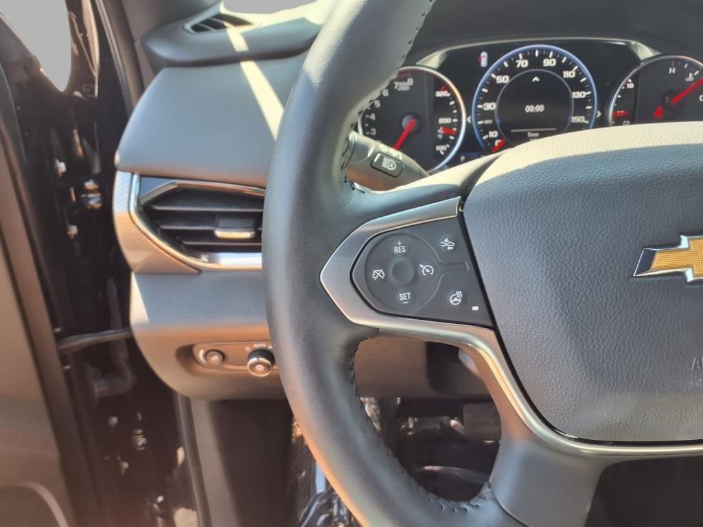Used 2022 Chevrolet Traverse Premier image 12
