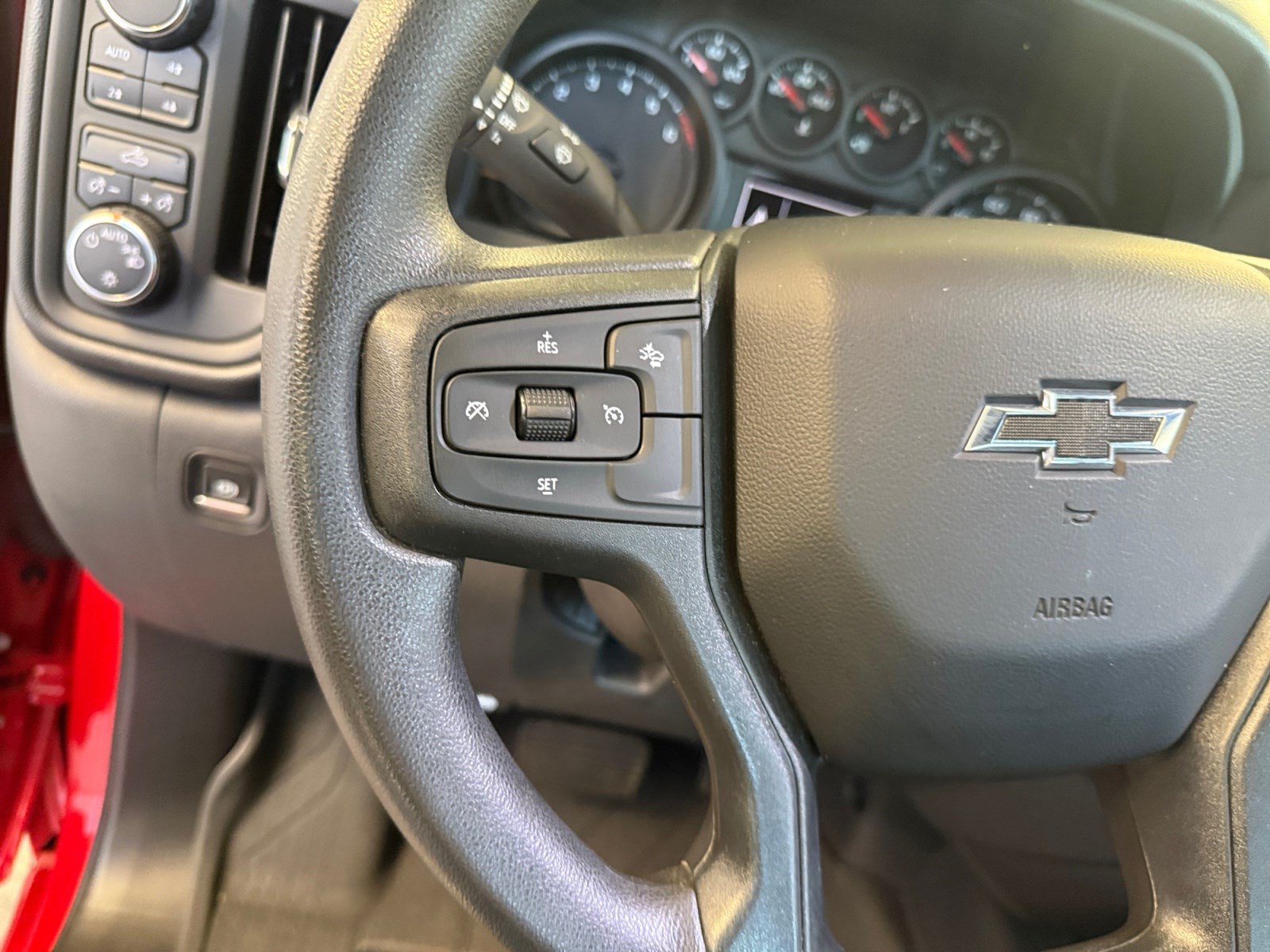 Used 2024 Chevrolet Silverado 1500 Custom Trail Boss w/ Turbomax Blackout Package AWD/4WD image 24