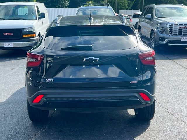 Used 2025 Chevrolet Trax RS w/ Sunroof Package FWD image 24