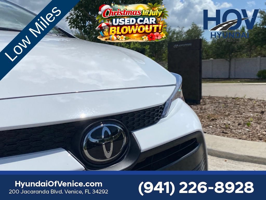 Used 2026 Toyota Corolla LE FWD image 8
