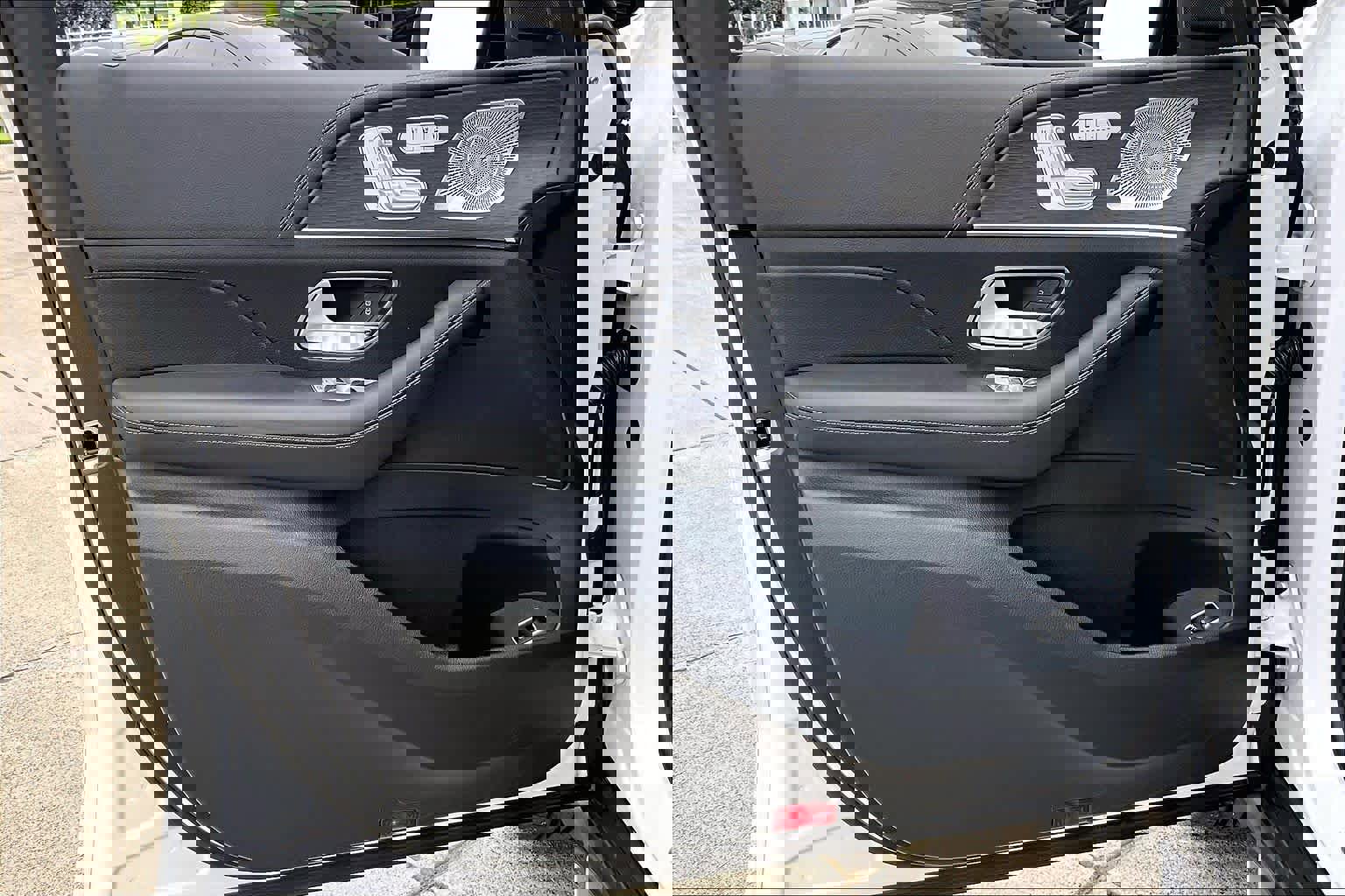 Used 2025 Mercedes-Benz GLE 53 AMG 4MATIC image 21